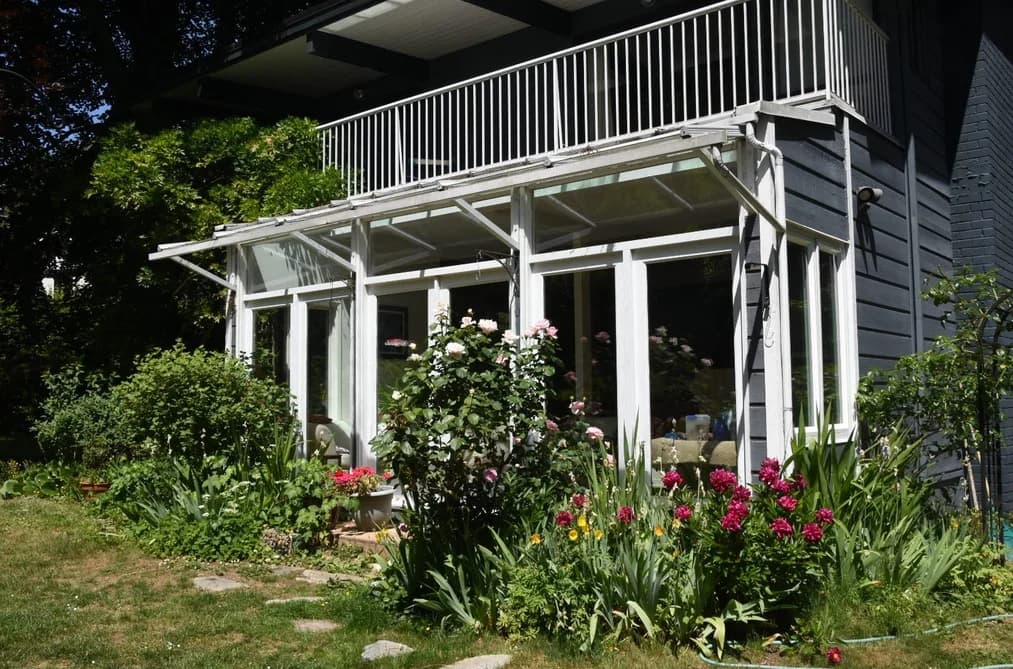 4890 THE DALE, West Vancouver, BC — Residential for Sale - Photo 2
