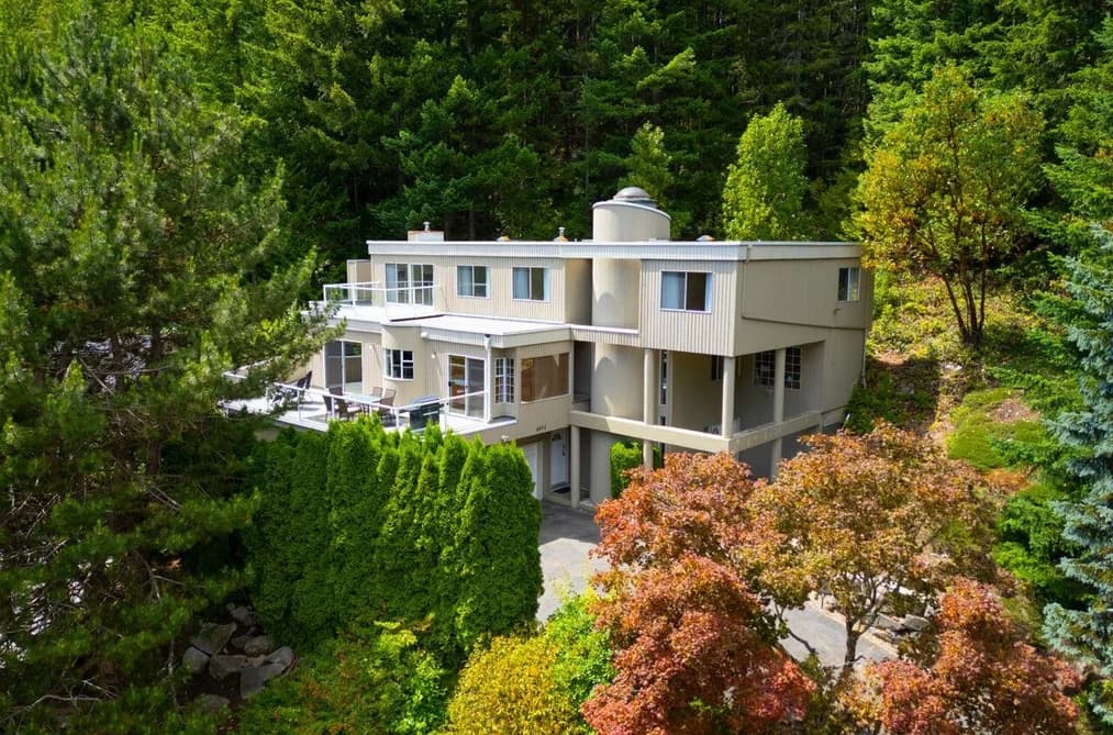 4895 NORTHWOOD DRIVE, West Vancouver, BC — Residential for Sale - Main Photo