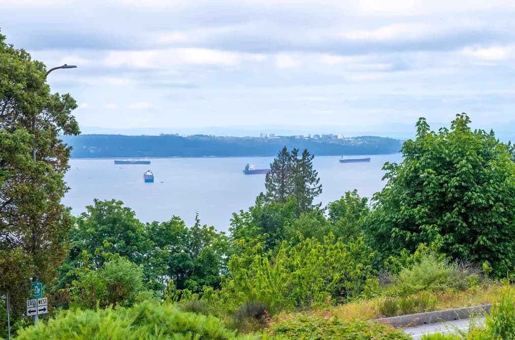 49 2202 FOLKESTONE WAY, West Vancouver, BC — Residential for Sale - Main Photo