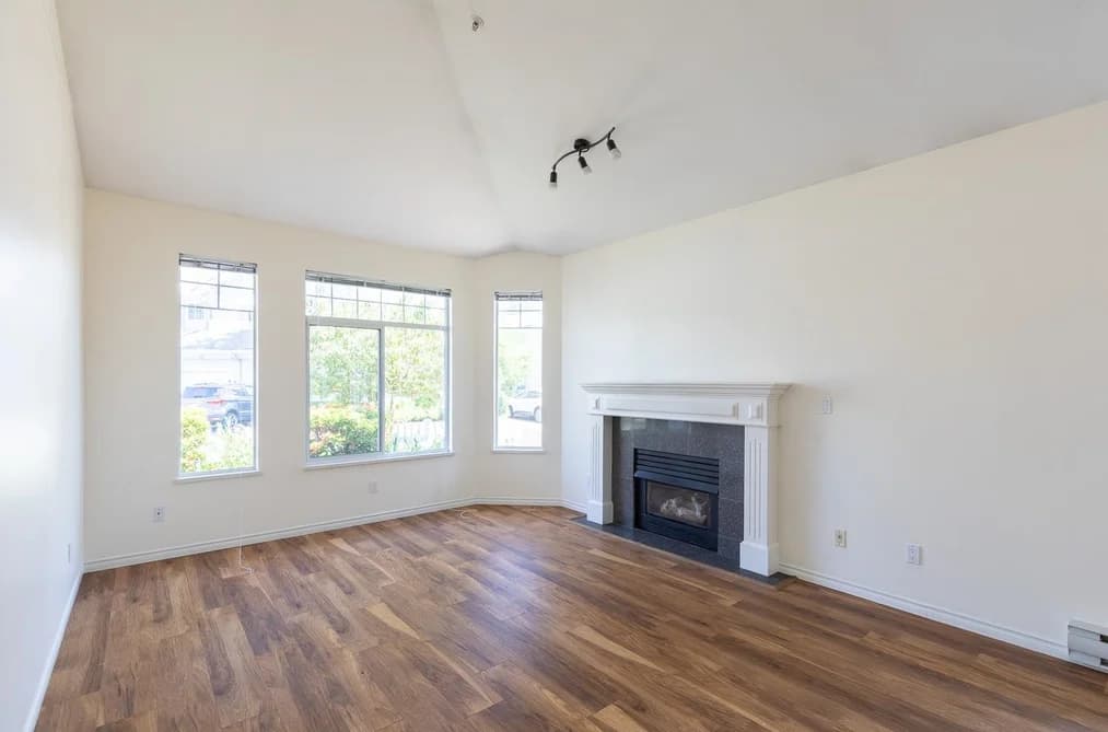 49 5708 208 STREET, Langley, BC — Residential for Sale - Photo 2