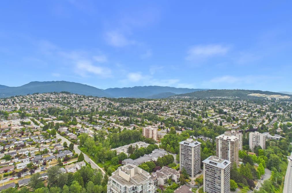 4906 4880 LOUGHEED HIGHWAY, Burnaby, BC — Residential for Sale - Photo 2