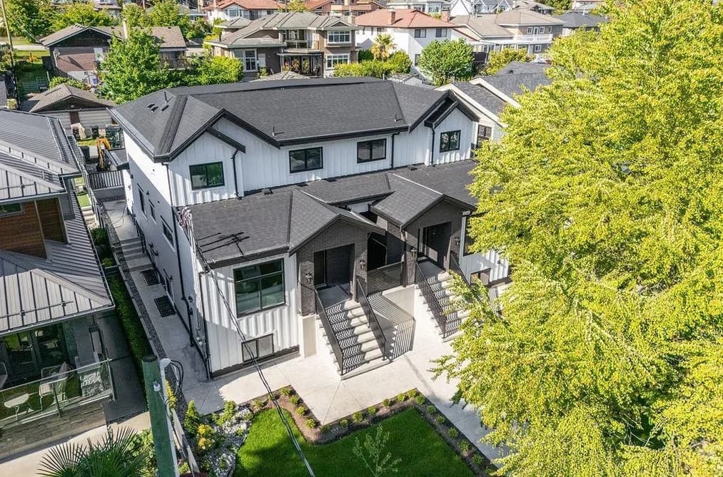4917 VENABLES STREET, Burnaby, BC — Residential for Sale - Photo 2