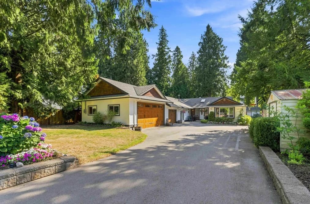 4920 203 STREET, Langley, BC — Residential for Sale - Photo 2