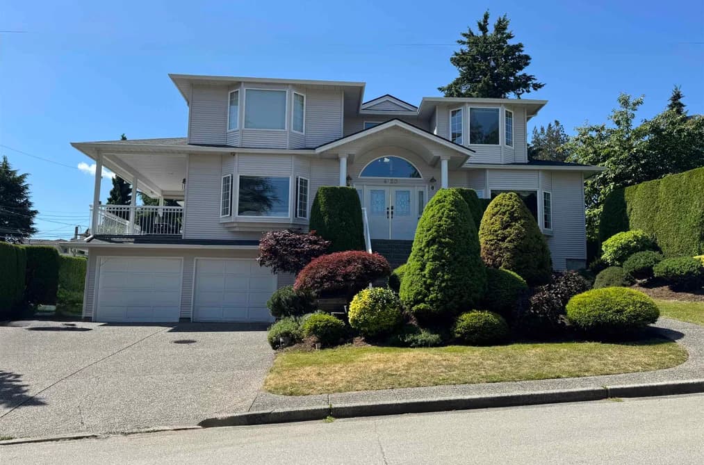 4920 SARDIS CRESCENT, Burnaby, BC — Residential for Sale - Main Photo