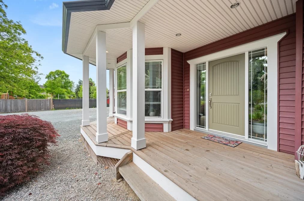 4922 215 STREET, Langley, BC — Residential for Sale - Photo 2