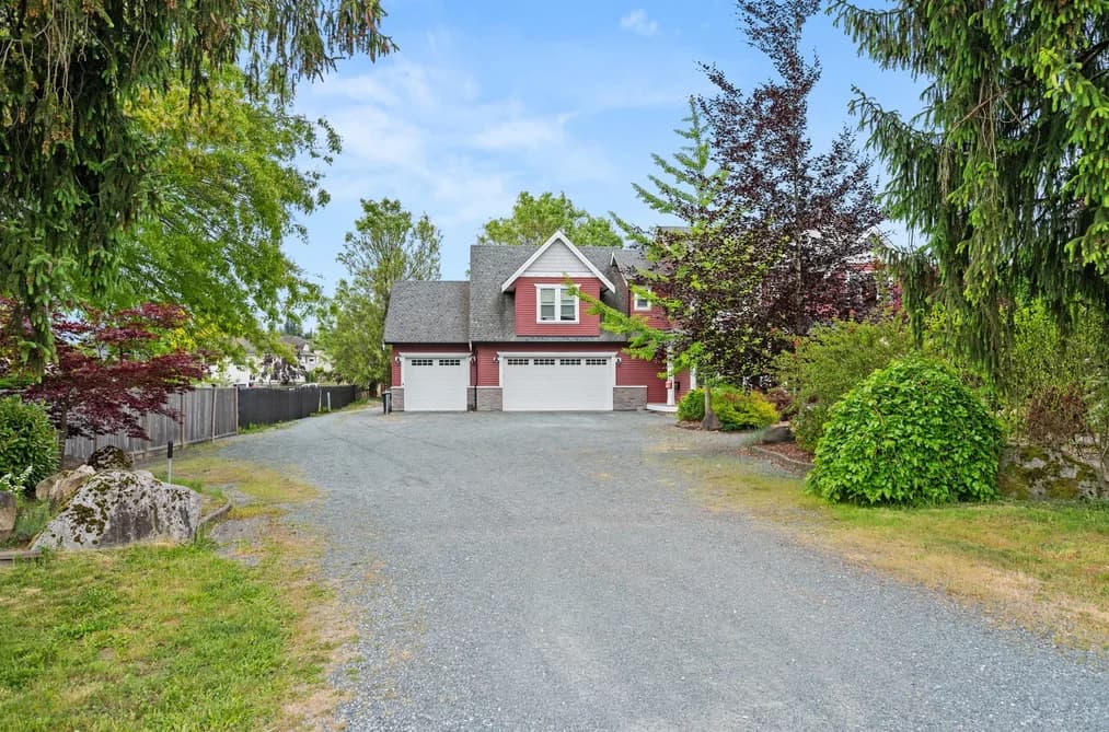 4922 215 STREET, Langley, BC — Residential for Sale - Photo 2