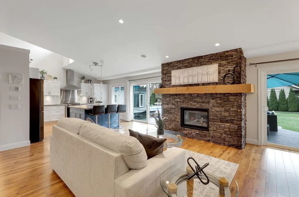 4930 196 STREET, Langley, BC — Residential for Sale - Photo 2