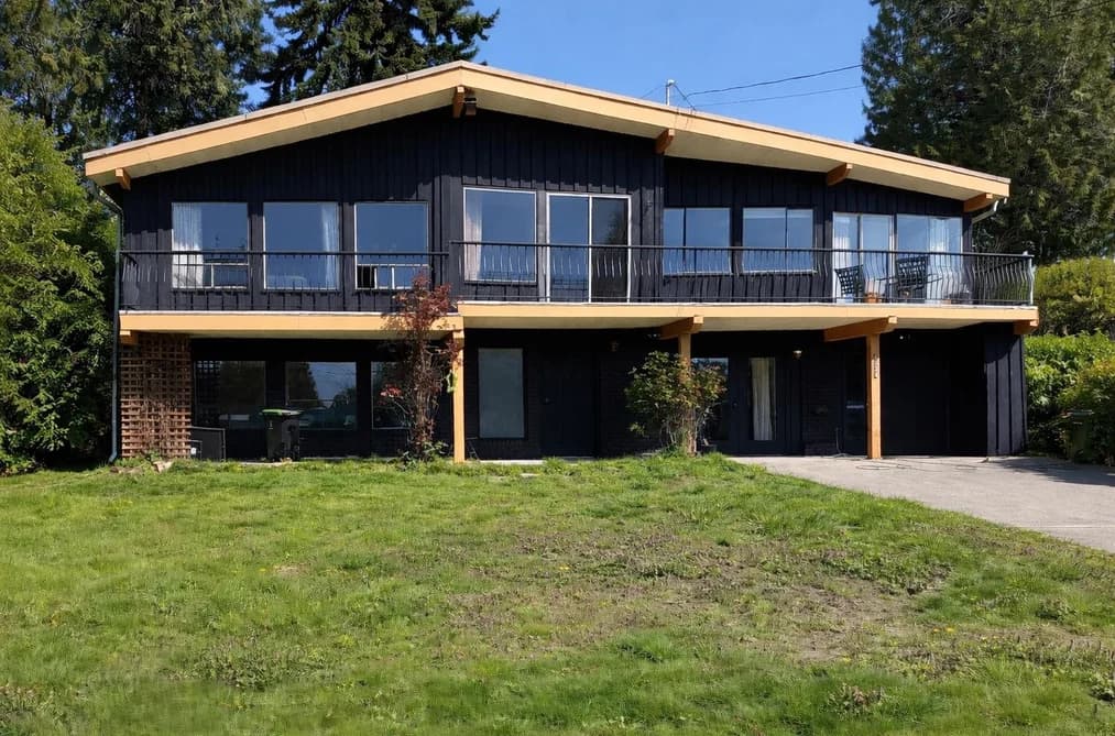 4934 GEER ROAD, Sechelt, BC — Residential for Sale - Photo 2