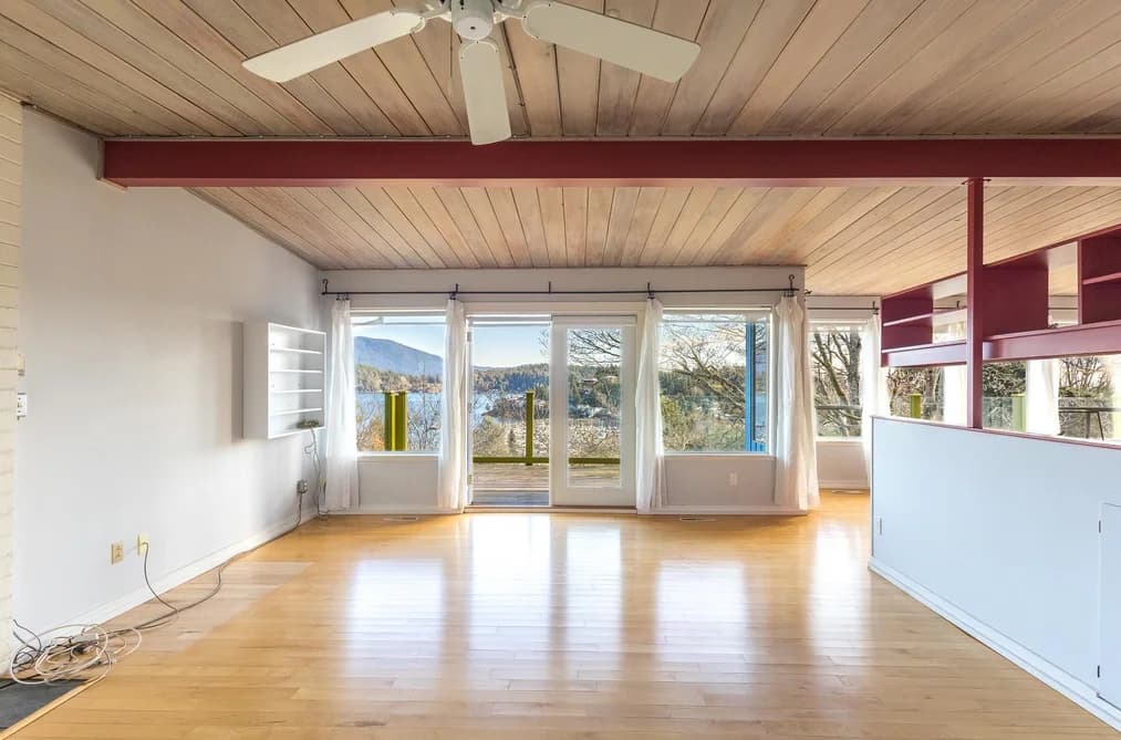 494 SARGENT ROAD, Gibsons, BC — Residential for Sale - Photo 2