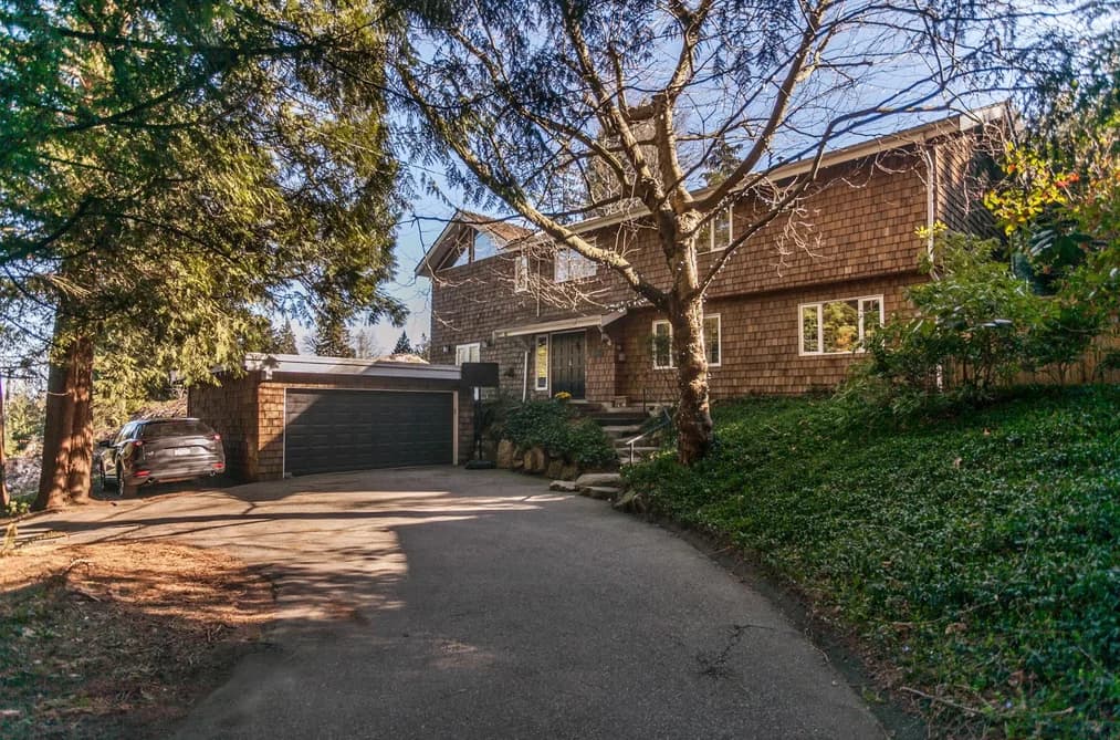 4956 MARINE DRIVE, West Vancouver BC V7W 2P4 - Photo 1