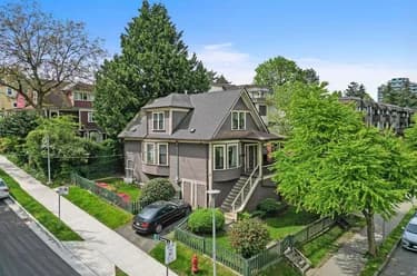 House for sale at 498 E 5th Avenue Vancouver British Columbia - MLS: R3112399
