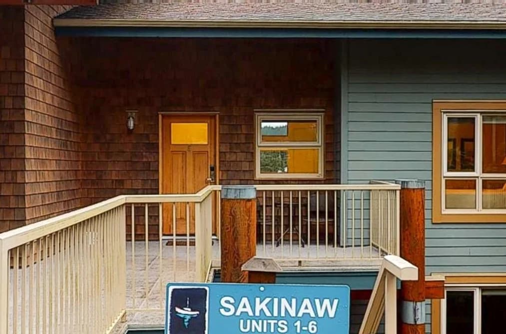 4C 12849 LAGOON ROAD, Madeira Park, BC — Residential for Sale - Photo 2