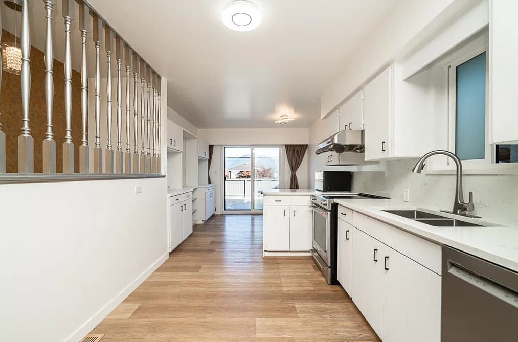 4XXX ETON STREET, Burnaby BC V5C 1K1 - Photo 1