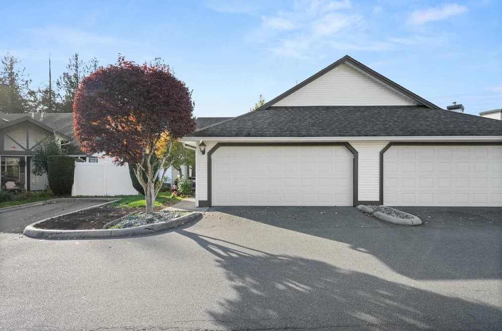 5 19649 53 AVENUE, Langley, BC — Residential for Sale - Photo 2