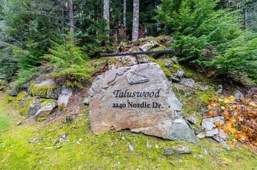 Townhouse for sale at 5 2240 Nordic Drive Whistler British Columbia - MLS: R3139569