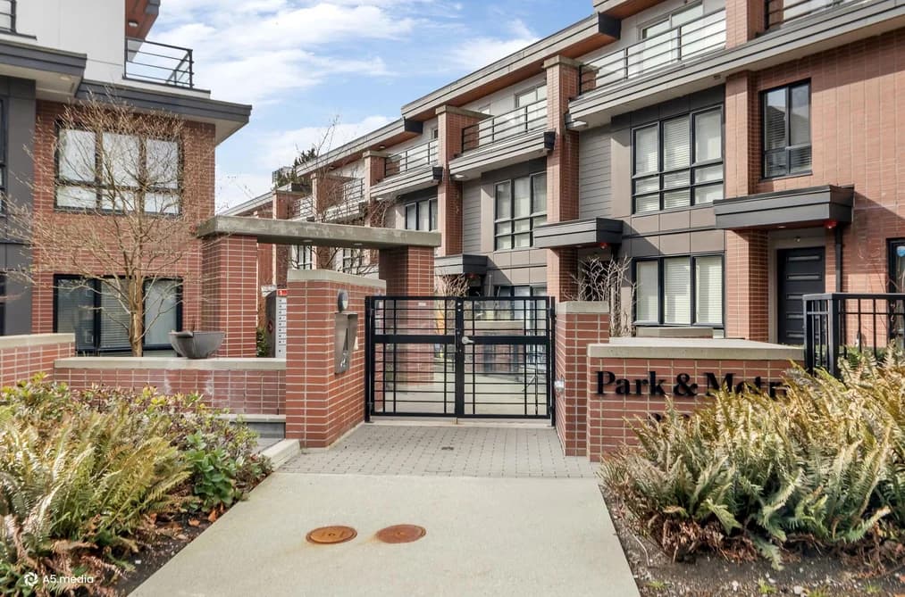 5 338 W 64 AVENUE, Vancouver, BC — Residential for Sale - Photo 2