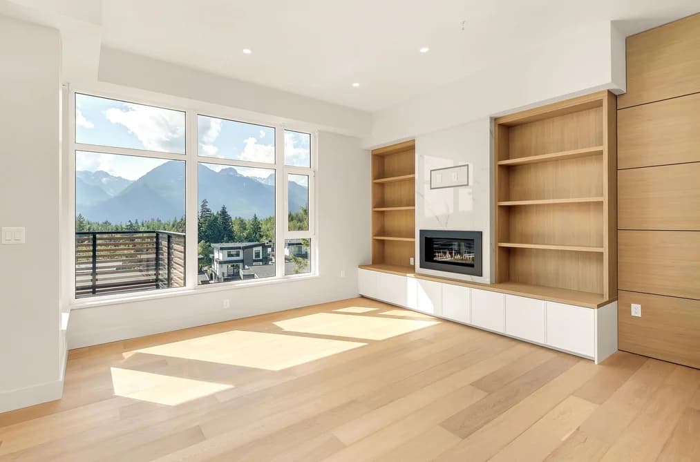 5 3407 MAMQUAM ROAD, Squamish, BC — Residential for Sale - Photo 2