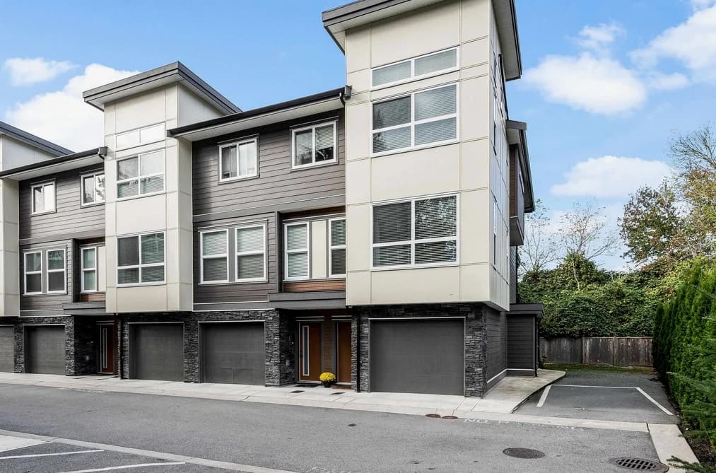 5 34703 OLD YALE ROAD, Abbotsford, BC — Residential for Sale - Main Photo