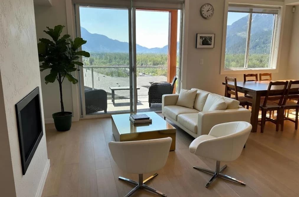 5 41365 SKYRIDGE PLACE, Squamish, BC — Residential for Sale - Main Photo