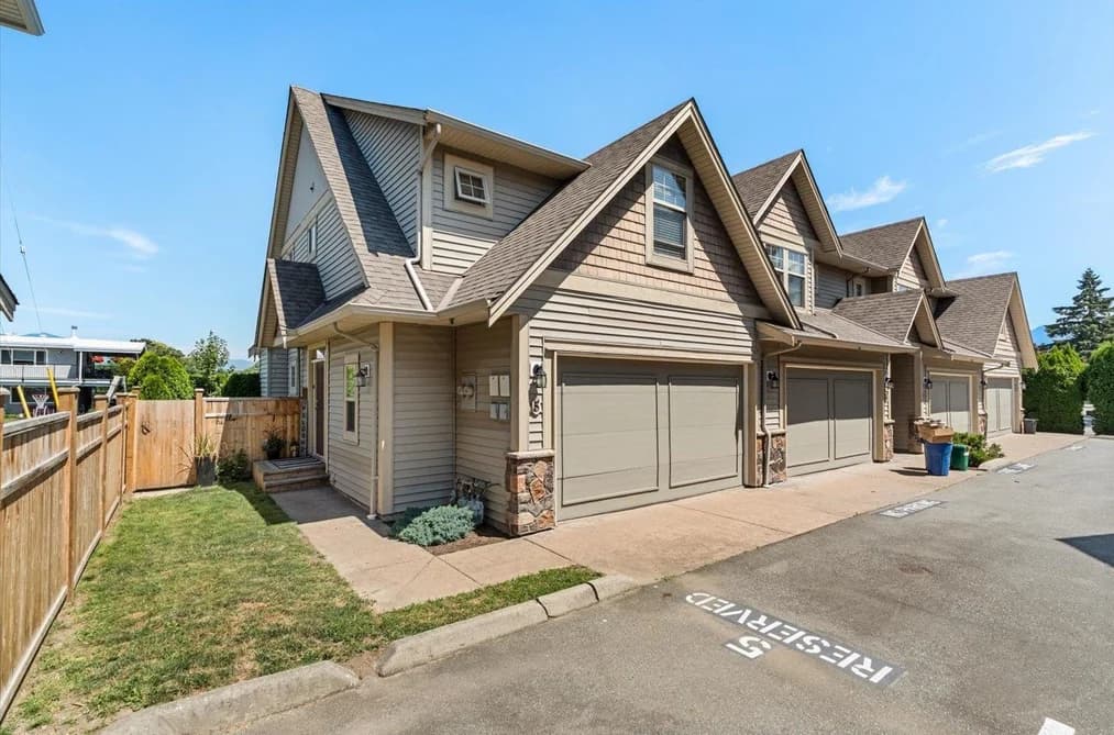 5 45377 SOUTH SUMAS ROAD, Chilliwack, BC — Residential for Sale - Main Photo