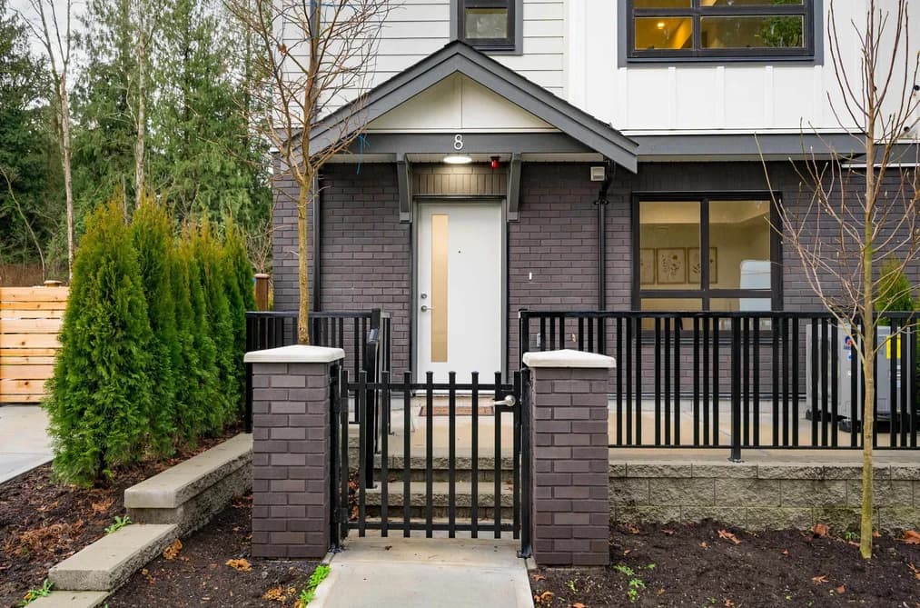 5 5993 143 STREET, Surrey, BC — Residential for Sale - Photo 2