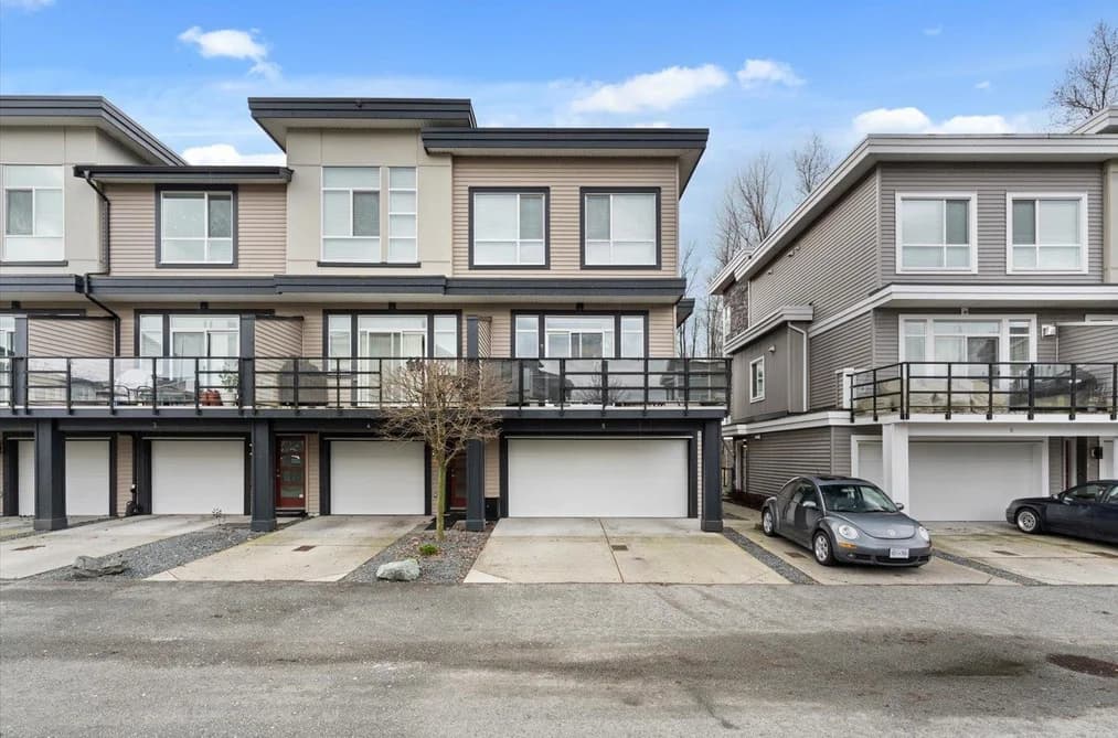 5 8413 MIDTOWN WAY, Chilliwack, BC — Residential for Sale - Main Photo