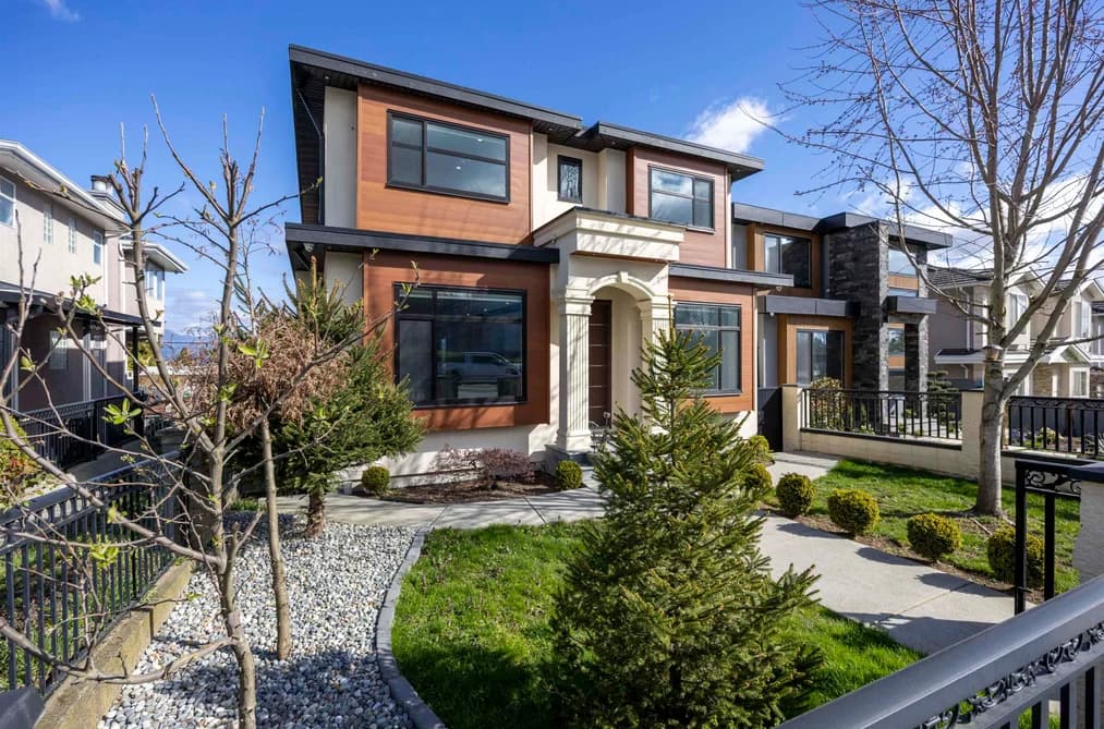 5001 DOVER STREET, Burnaby, BC — Residential for Sale - Photo 2