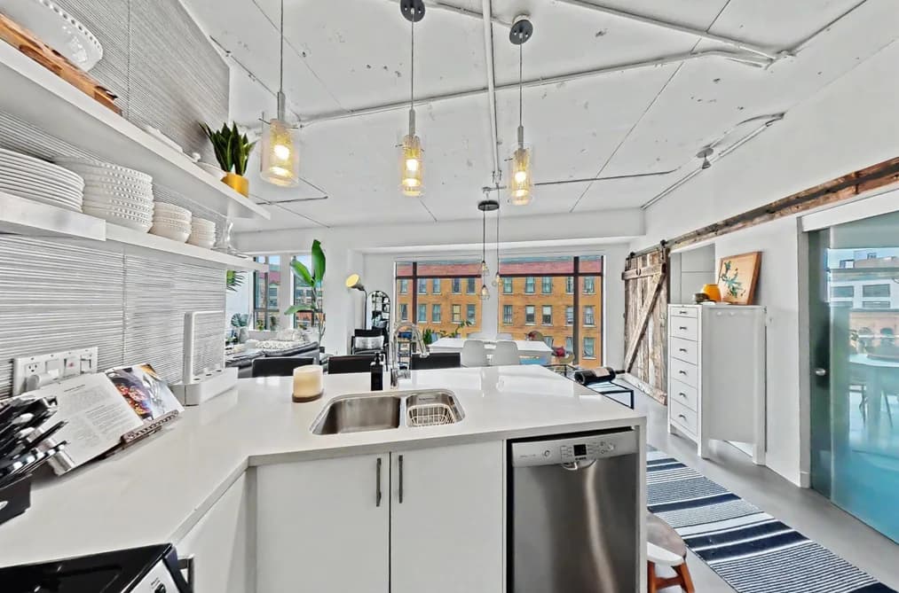 501 28 POWELL STREET, Vancouver, BC — Residential for Sale - Photo 2