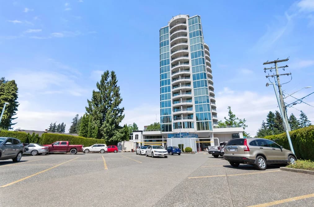 501 32330 SOUTH FRASER WAY, Abbotsford, BC — Residential for Sale - Main Photo