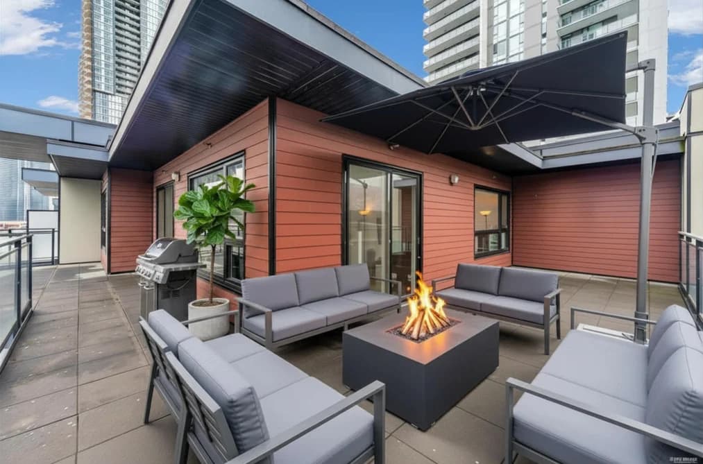 501 4468 DAWSON STREET, Burnaby, BC — Residential for Sale - Main Photo