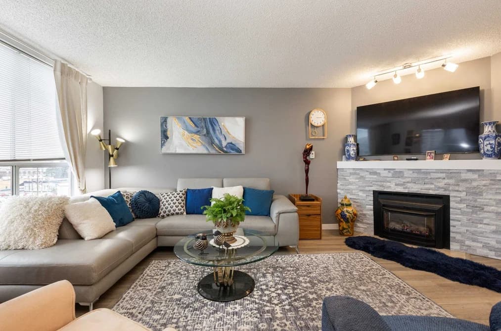 501 45765 SPADINA AVENUE, Chilliwack, BC — Residential for Sale - Photo 2