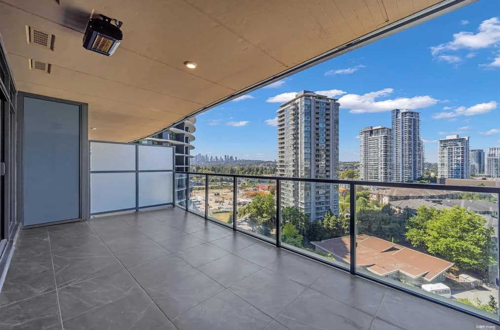 501 4880 LOUGHEED HIGHWAY, Burnaby, BC — Residential for Sale - Main Photo