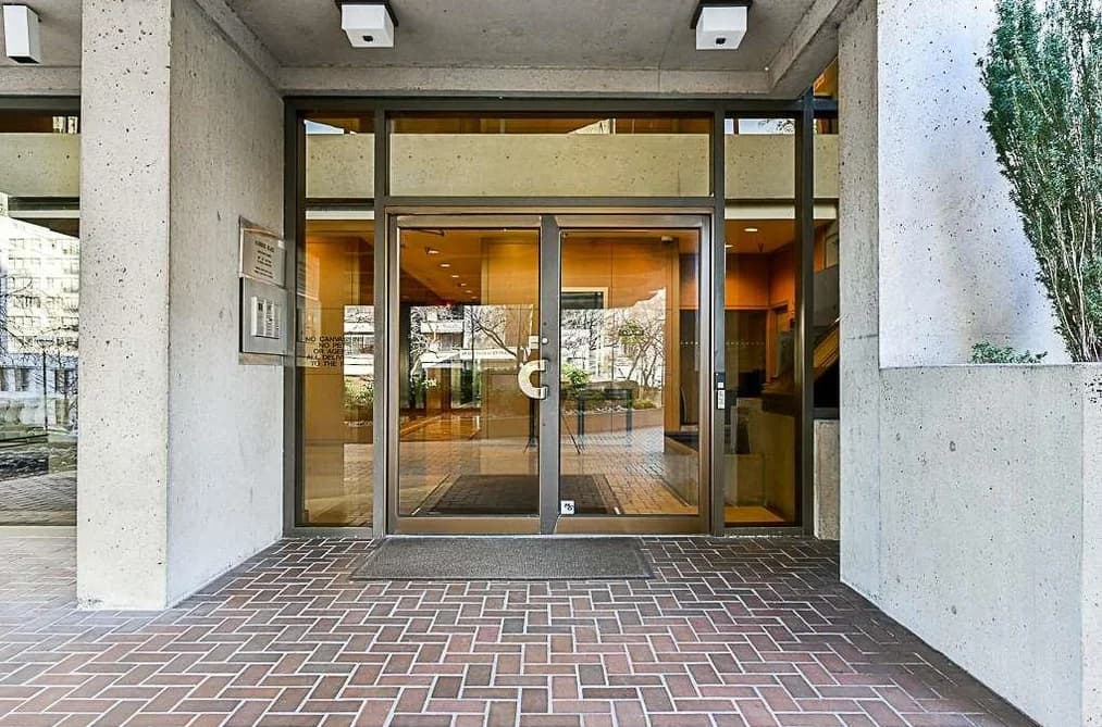 501 738 BROUGHTON STREET, Vancouver, BC — Residential for Sale - Photo 2