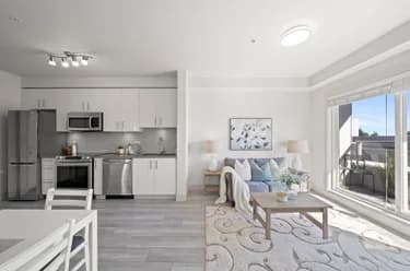 Condo for sale at 502 13978 Fraser Highway Surrey British Columbia - MLS: R3164412