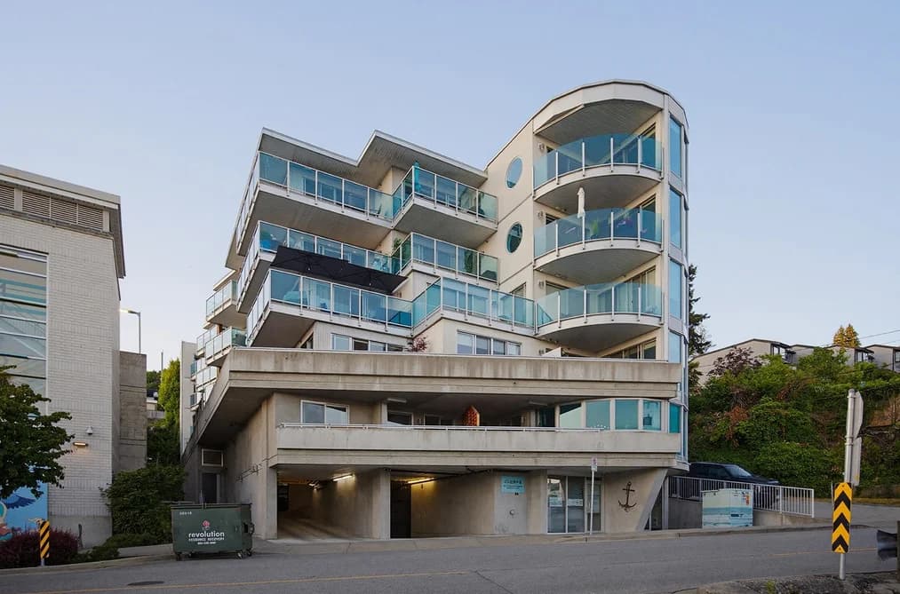 502 14955 VICTORIA AVENUE, White Rock, BC — Residential for Sale - Main Photo
