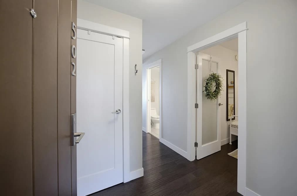 502 14955 VICTORIA AVENUE, White Rock, BC — Residential for Sale - Photo 2
