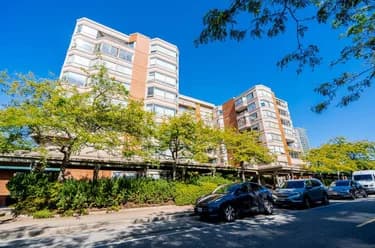 Condo for sale at 502 15111 Russell Avenue White Rock British Columbia - MLS: R3049810