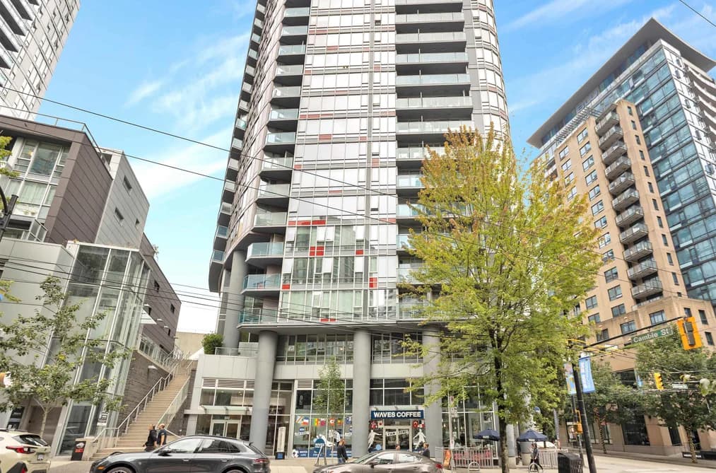 502 233 ROBSON STREET, Vancouver, BC — Residential for Sale - Photo 2