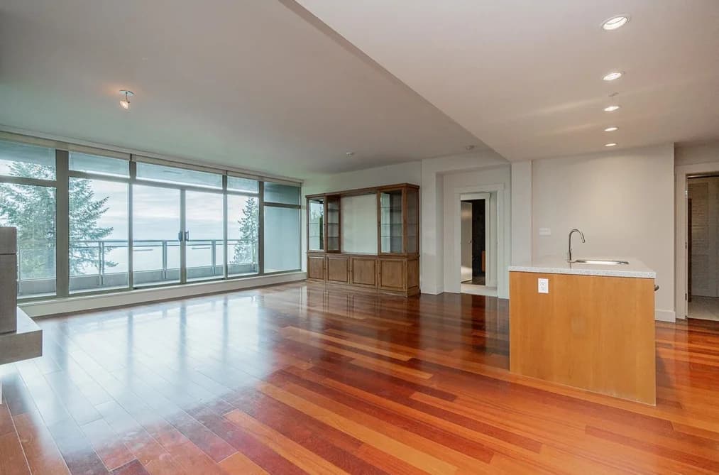 502 3335 CYPRESS PLACE, West Vancouver, BC — Residential for Sale - Photo 2