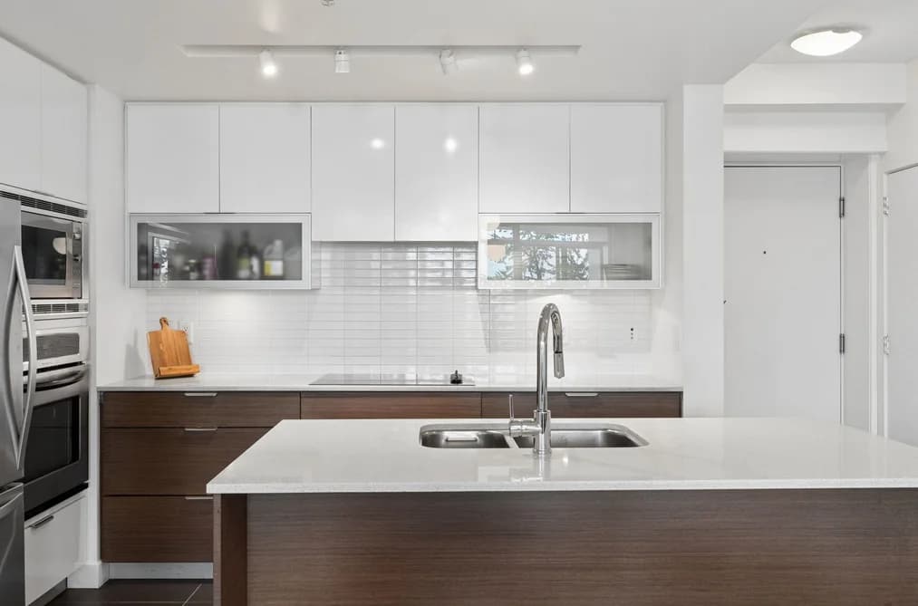 503 175 W 2ND STREET, North Vancouver, BC — Residential for Sale - Photo 2