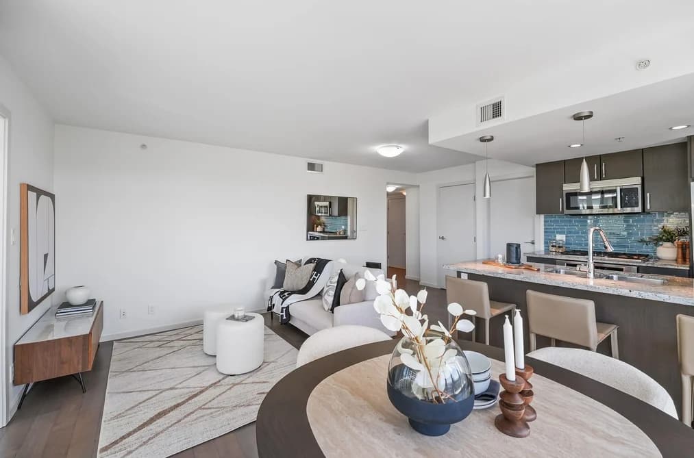 503 89 W 2ND AVENUE, Vancouver, BC — Residential for Sale - Photo 2