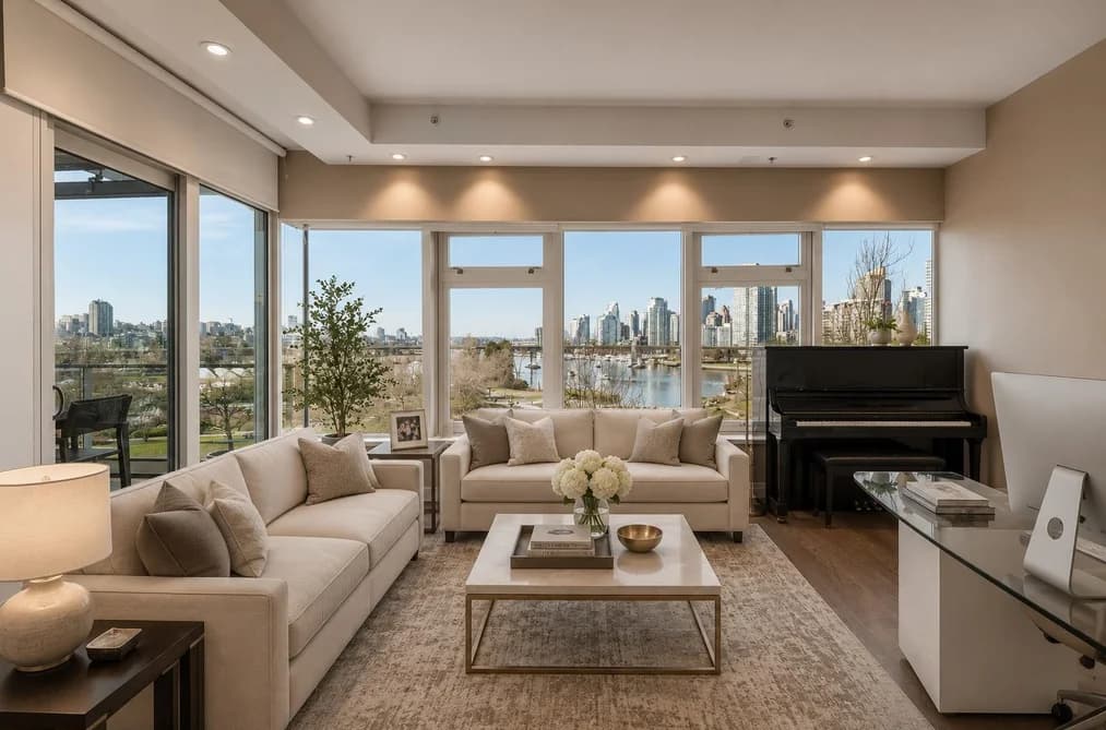 504 181 ATHLETES WAY, Vancouver, BC — Residential for Sale - Main Photo