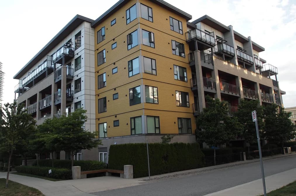 504 621 REGAN AVENUE, Coquitlam, BC — Residential for Sale - Main Photo