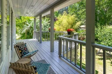 House for sale at 504 Bayview Drive Mayne Island British Columbia - MLS: R3139351