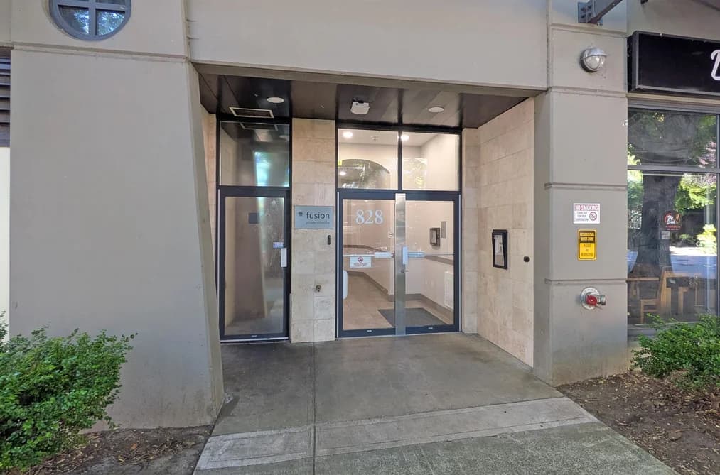 505 828 CARDERO STREET, Vancouver, BC — Residential for Sale - Photo 2