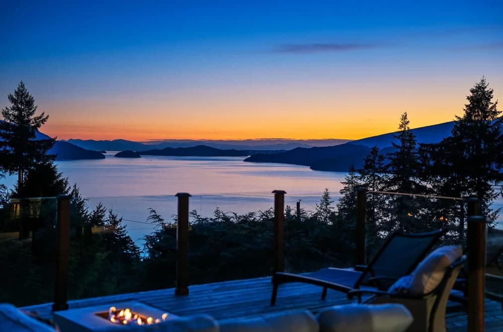 505 UPPER BAYVIEW ROAD, Lions Bay, BC — Residential for Sale - Photo 2