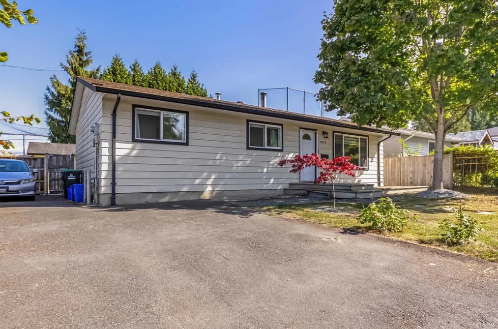 5052 205B STREET, Langley, BC — Residential for Sale - Photo 2