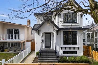 House for sale at 5059 Sherbrooke Street Vancouver British Columbia - MLS: R3138778