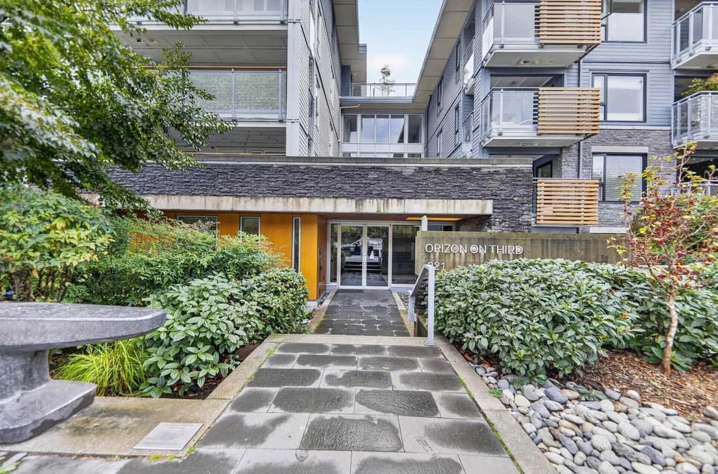 506 221 E 3RD, North Vancouver BC V7L 1E7 - Photo 1