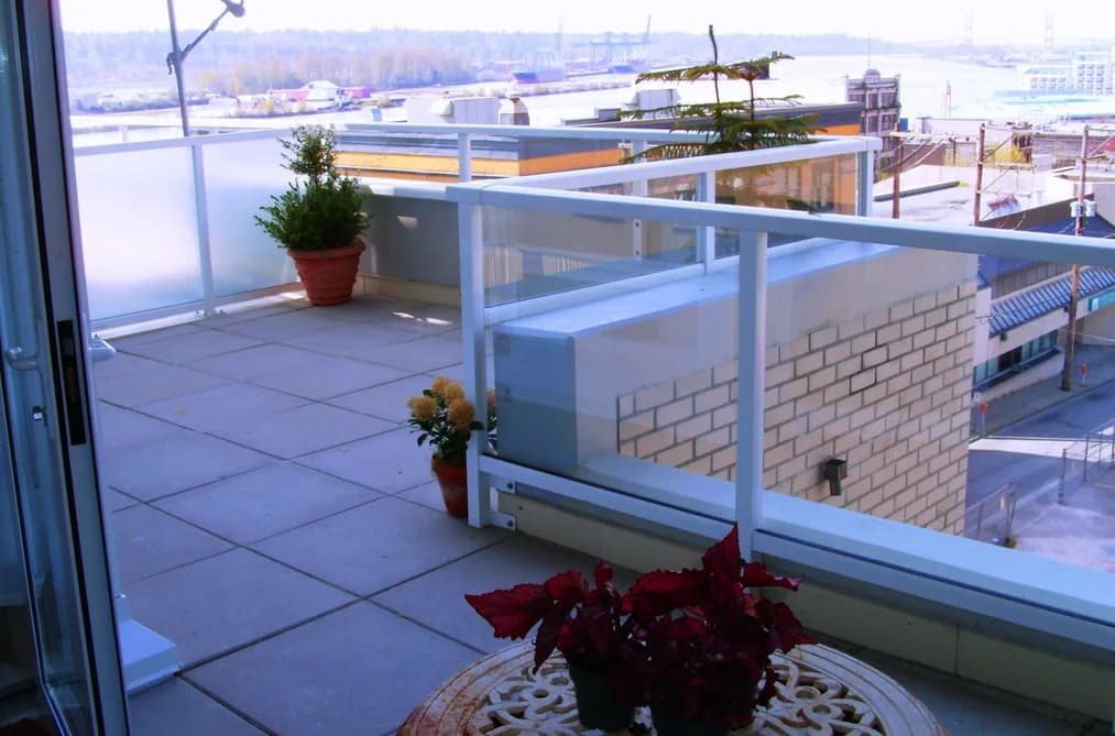 506 39 SIXTH STREET, New Westminster, BC — Residential for Sale - Photo 2